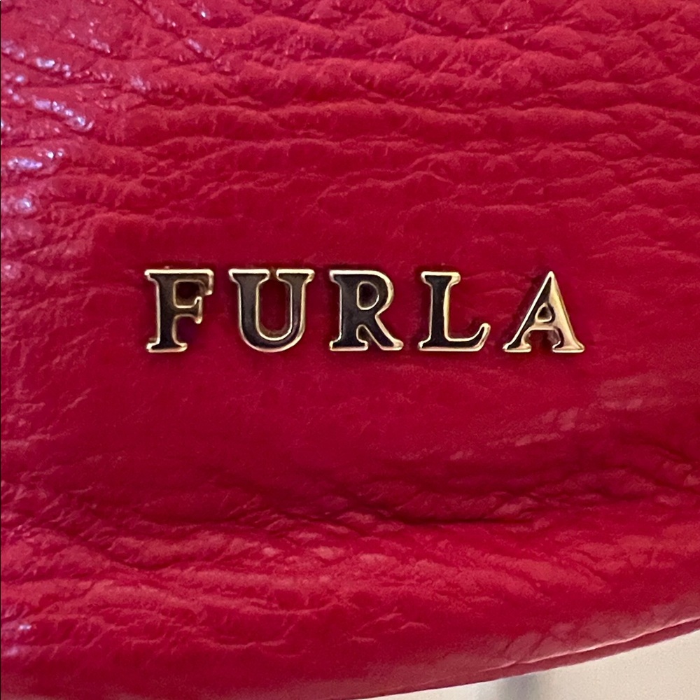 Furla Vibrant Red Leather Crossbody Bag EUC LOOKS NEW!  Beautiful! - Picture 2 of 15